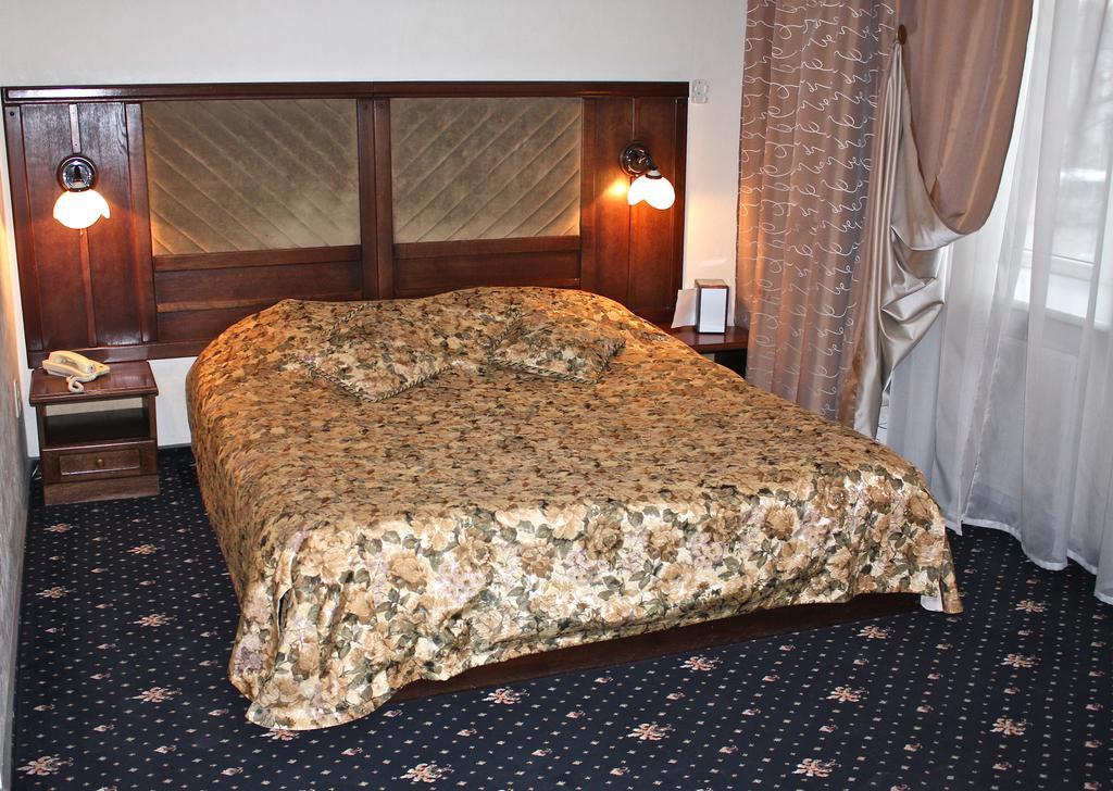 Pushkinskaya Hotel Rostov-on-Don Room photo